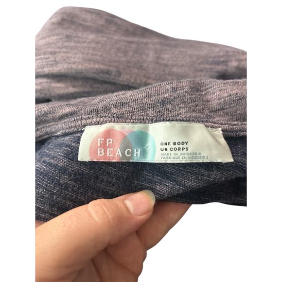 FP Beach One Body Cotton Cocoon‎ Cowl Neck
Pullover Sweater S - Picture 3 of 5